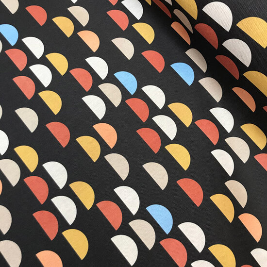 Canvas - Halve bulten op zwart-2