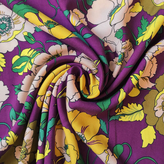 Viscose - Olijfgroene bloemen op prachtig paars-2