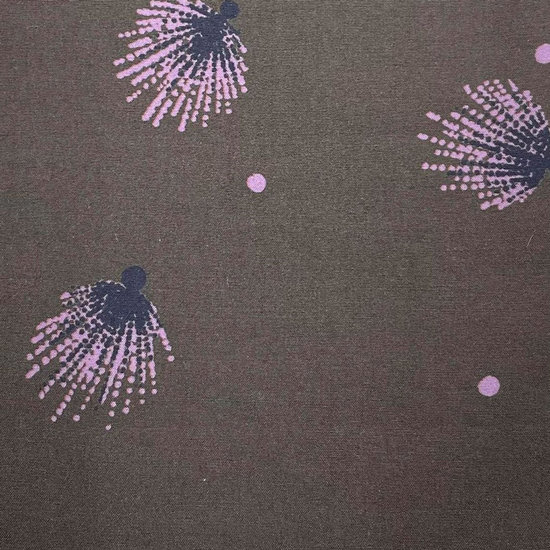 Viscose - lila broche op kakigroen lmv