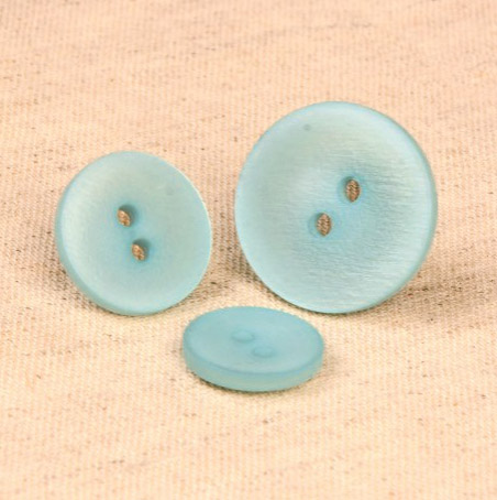 Knoop 18mm - 2-gaats gesatineerd lichtblauw