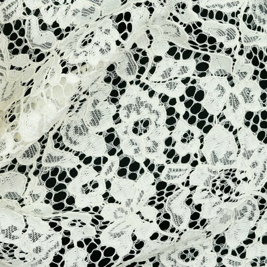 Kant 1 - Ecru gebloemd