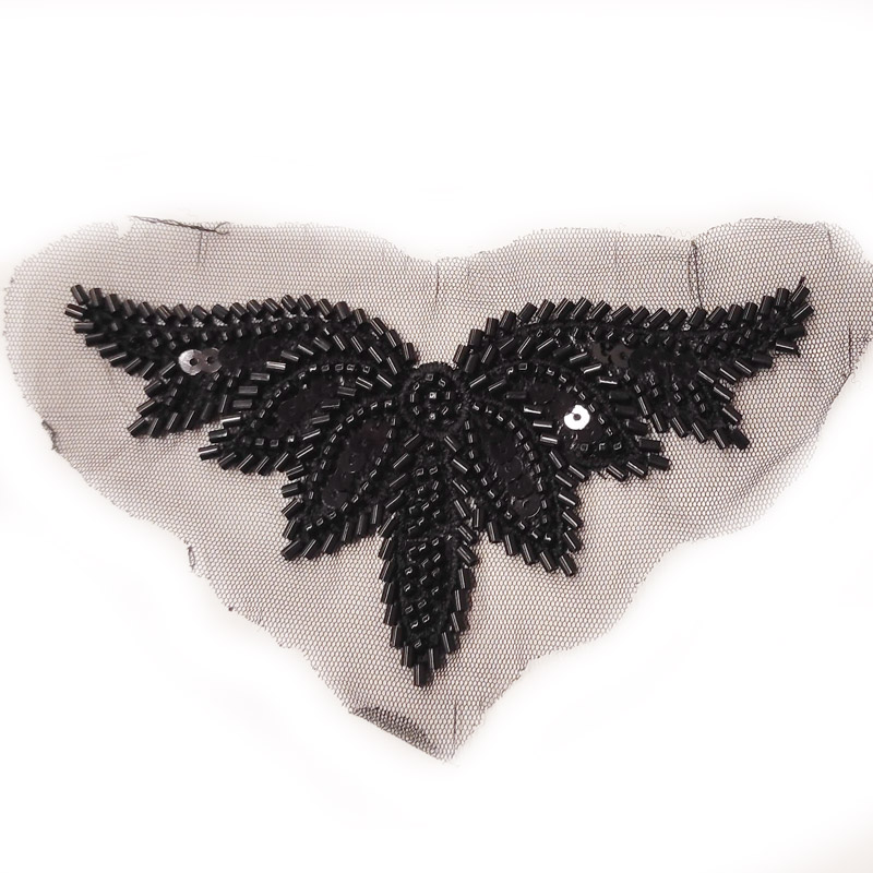 Applicatie parel - bloem zwart 2