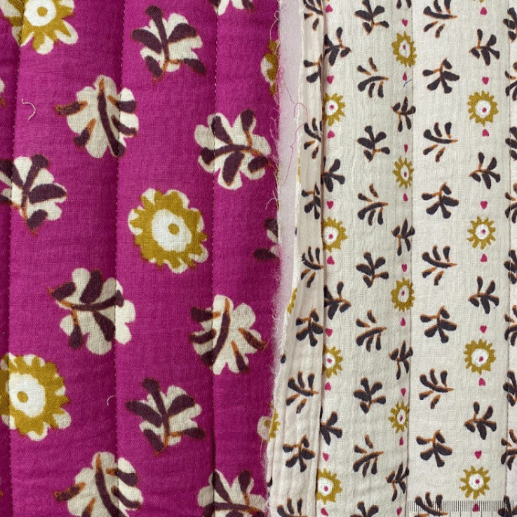 Matelasse gauze - Bloemen op fuchsia