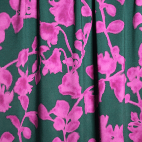 Viscose -Groen met fuchsia bloemenstengel jupe