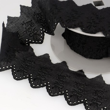 Broderie anglaise 54mm - bloemenstrikslinger zwart 14