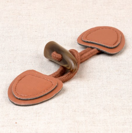 Duffelknoop sluiting 50mm - skai camel