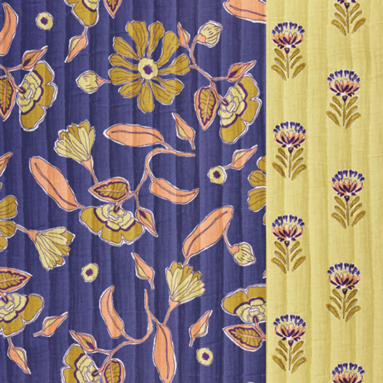 Matelasse - Okerbloemen op paars