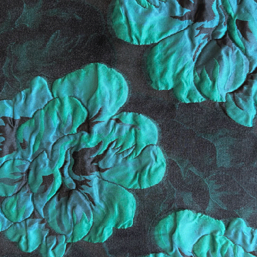 Organza - Watergroene bloemen op zwart