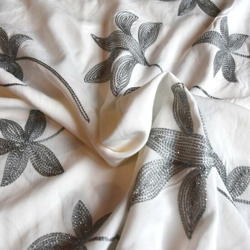 Viscose - Silver flowers